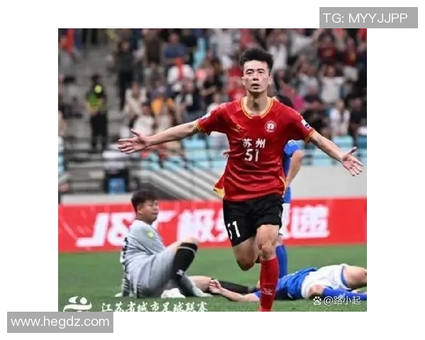 张强足球生涯回顾与展望:从绿茵场到人生哲学的对话 张强足球生涯回顾与展望:从绿茵场到人生哲学的对话