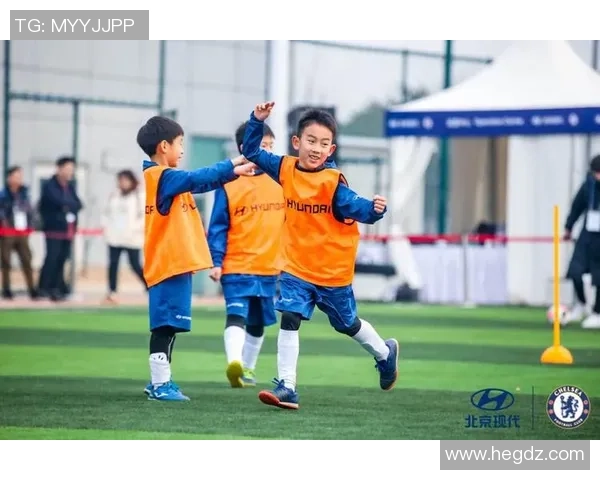 探索r本足球的魅力与技术解析助力青少年成长与发展